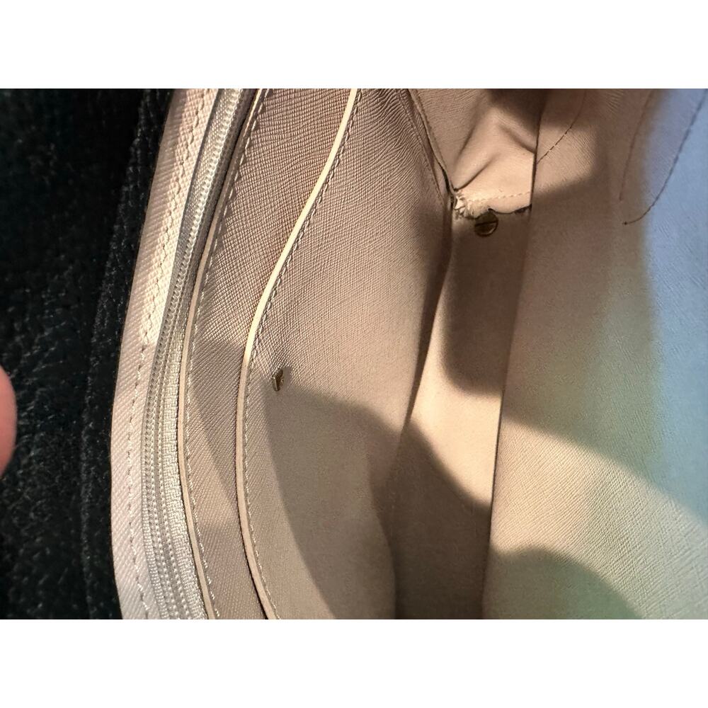 Kate Spade New York Essential NS Tote Bag - Picture 7 of 9